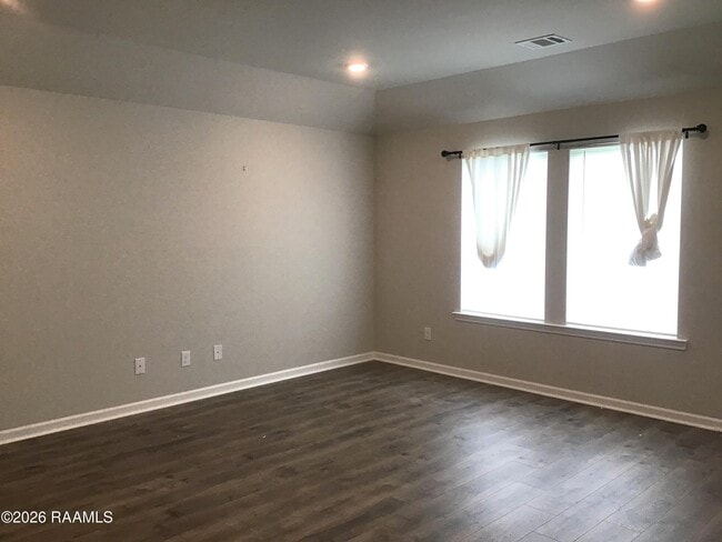 Building Photo - 111 Abbeywood Ct