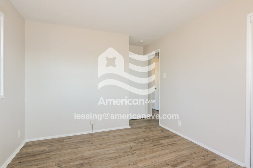 Building Photo - 9100 Ellison Dr