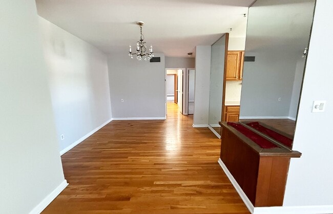 Building Photo - 353 McAlpin Ave