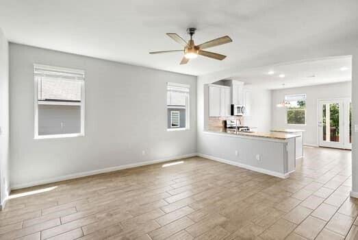 Building Photo - 22139 Approach