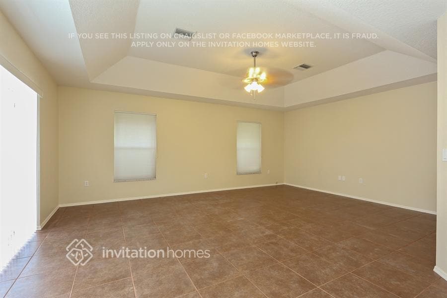 Building Photo - 500 Penny Royal Pl