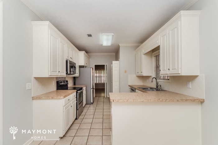 Building Photo - 614 Camdenpark Dr