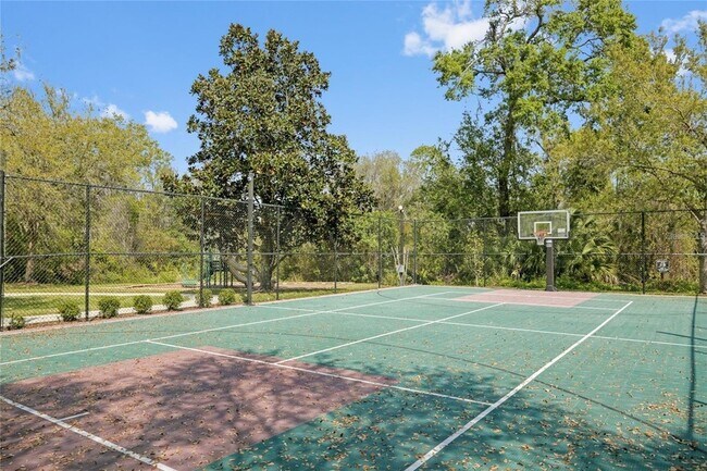 Building Photo - 8204 Villa Grande Ct