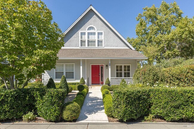 Building Photo - 840 Hunt Ave