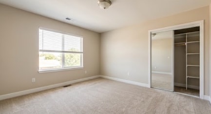Building Photo - 812 Comal St