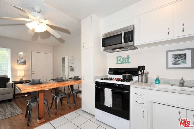 Building Photo - 313 Mildred Ave