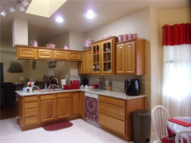 Building Photo - 3521 S Belgrave Dr