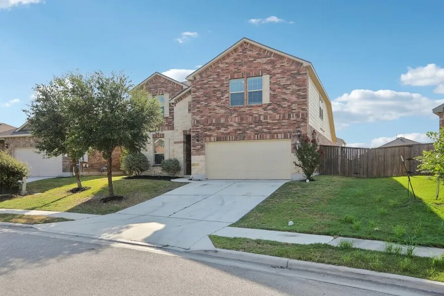 Building Photo - 19717 Shinning Isle Run