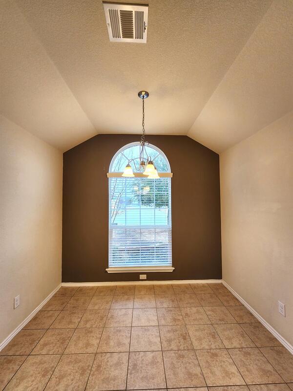 Building Photo - 5202 Williamette Ln