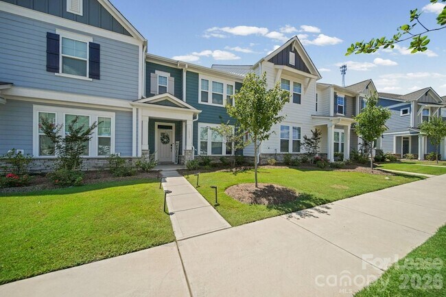 Building Photo - 10037 Mamillion Dr