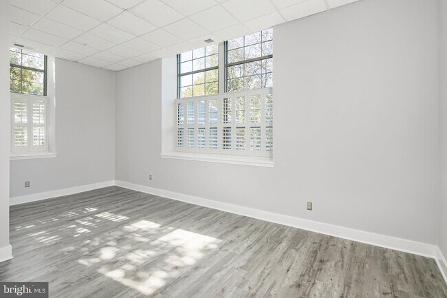 Building Photo - 3700 College Ave