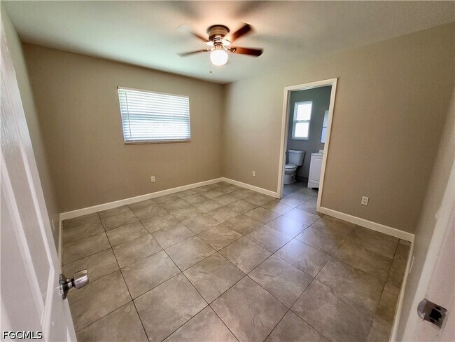 Building Photo - 4184 Pine Drop Ln