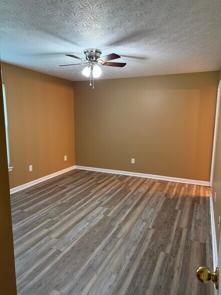 masters bedroom brand new vinyl flooring - 231 Highland Blvd