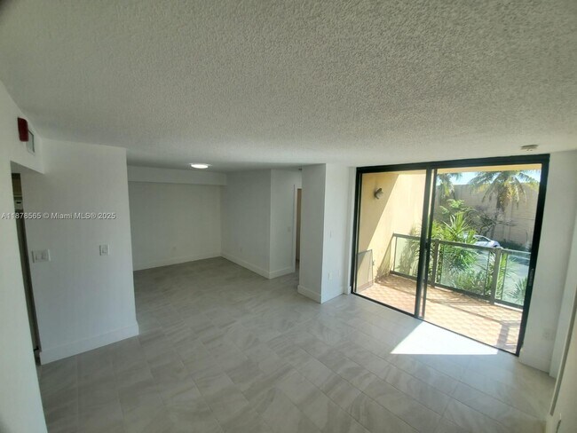 Primary Photo - 11750 SW 18th St