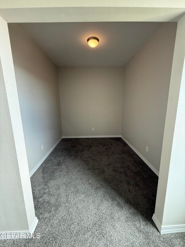 Building Photo - 7412 Rio Rimac Dr