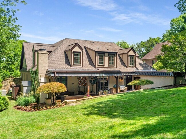 Building Photo - 3807 Harding Pl