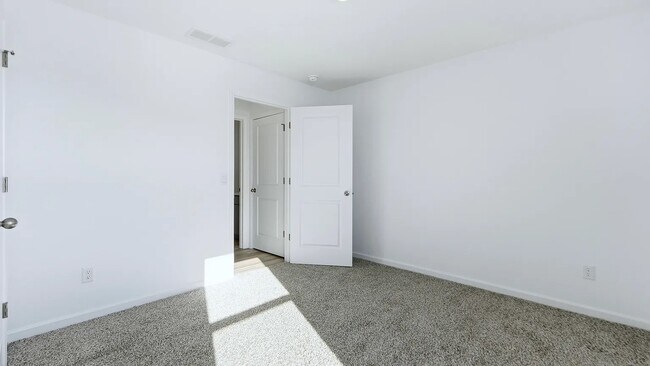 Building Photo - 5495 Tranquilo Wy