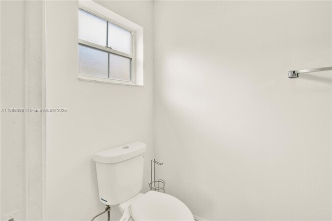 Building Photo - 11037 SW 152nd Ct