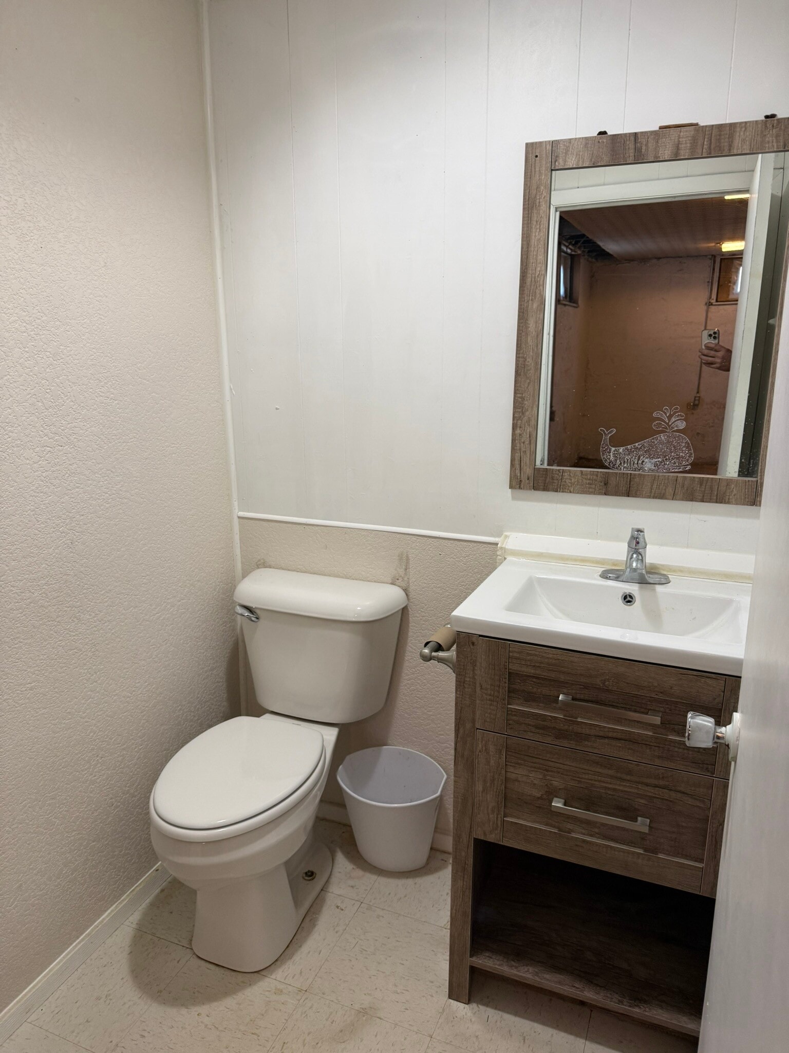 Building Photo - 823 Craite Ave