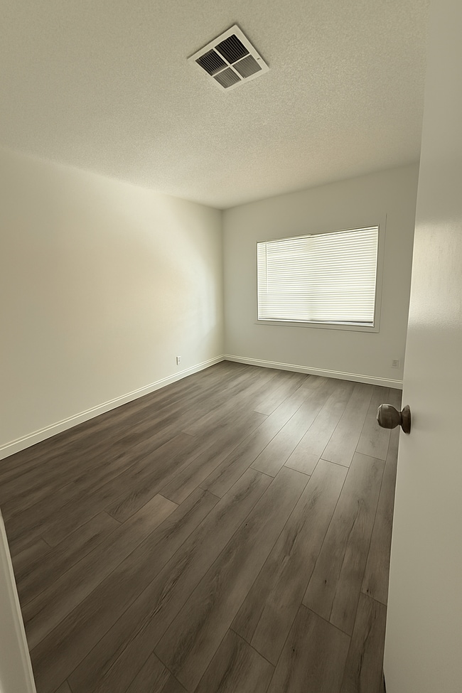 Building Photo - 24425 Woolsey Canyon Rd