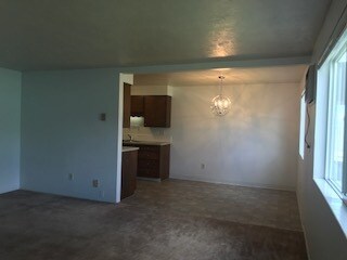 Eating area - 523 white cloud dr