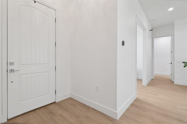 Building Photo - 6836 Bass Hwy