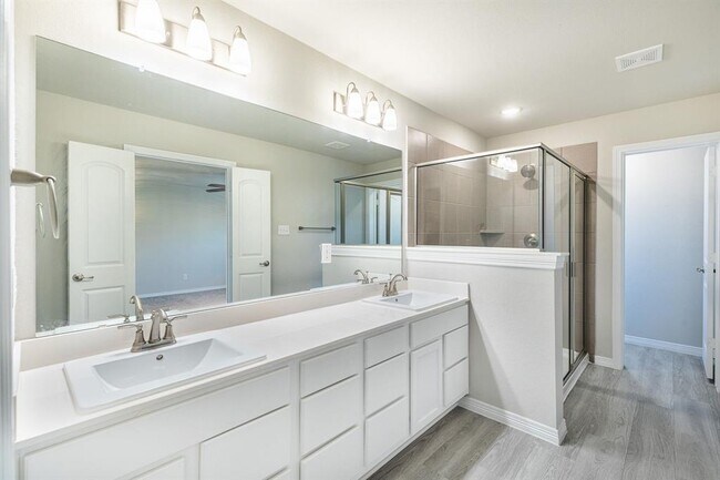 Building Photo - 15838 Sundew Prairie Dr