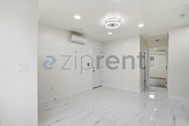 Building Photo - 17406 Horst Ave