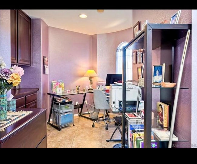 Building Photo - 536 Via Del Caballo