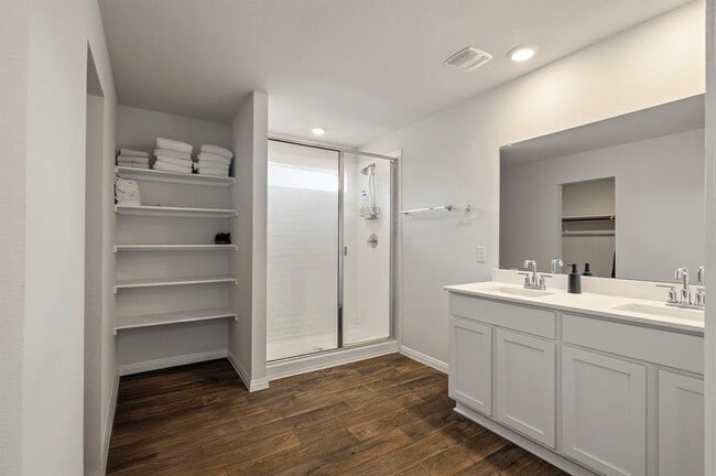 Building Photo - 19601 Abigail Fillmore Rd