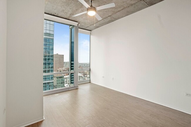 Building Photo - 1421 S State St