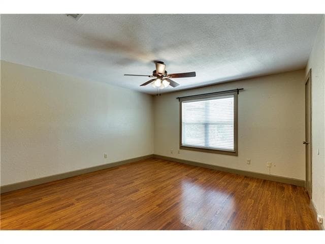 Building Photo - 2906 Penny Ln