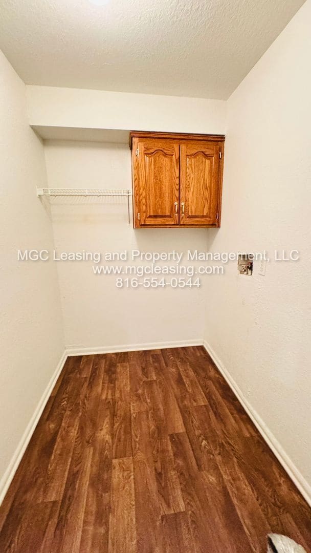 Building Photo - November Special - $500 Amazon Gift Card o...