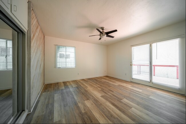 Building Photo - 5172 Brockbank Pl