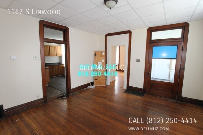 Building Photo - 1167 S Linwood Ave
