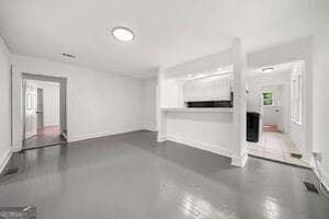 Building Photo - 260 Patterson Ave SE