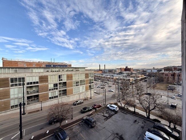 Building Photo - 509 Delaware St