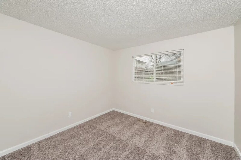 Building Photo - 9540 Meade St
