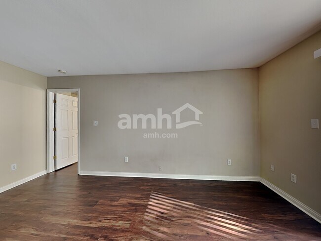 Building Photo - 1159 Fiesta Dr