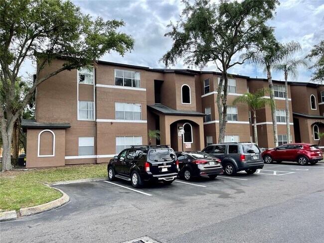Building Photo - 4560 Commander Dr