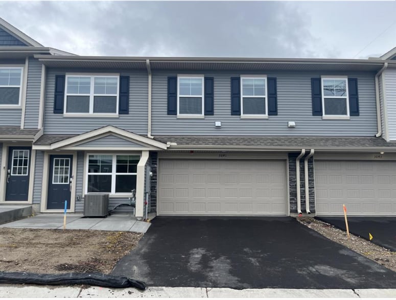 Primary Photo - 14969 Gibbon Wy NW