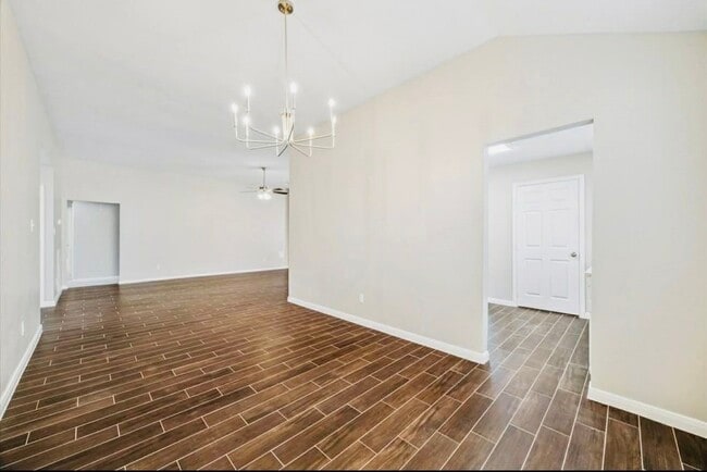 Building Photo - 16114 Cypress Valley Dr