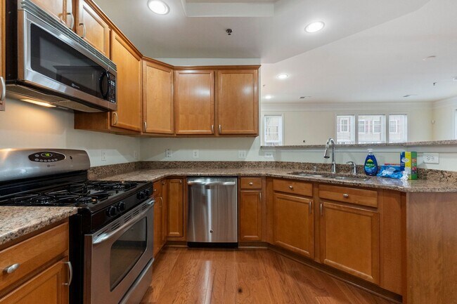 Building Photo - 7134 Huntley Creek Pl