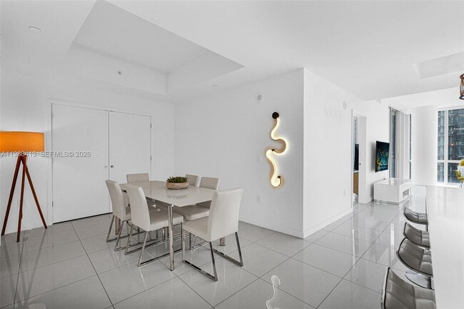 Building Photo - 851 NE 1st Ave