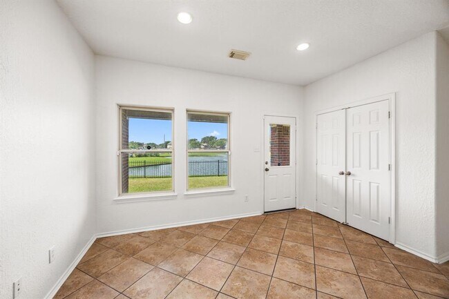 Building Photo - 26151 Travis Brook Dr