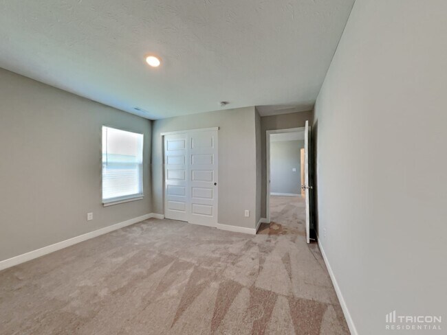 Building Photo - 2069 S Copperstone Drive New Palestine IN