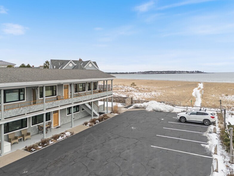 Building Photo - 3 King St