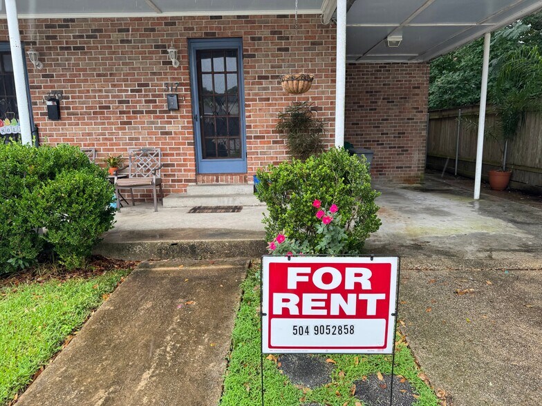 Building Photo - 317 Metairie Heights Ave