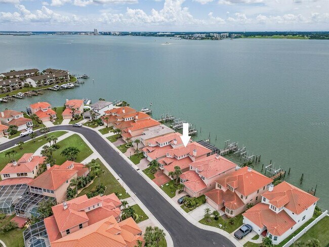 Building Photo - 218 Sand Key Estates Dr