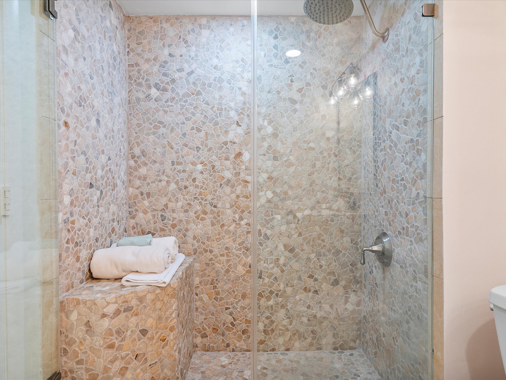 Building Photo - 650 West Ave